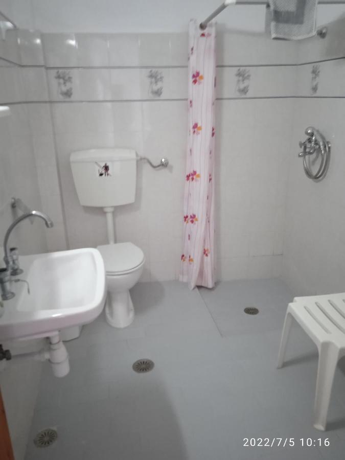Syraina Apartments สเกียธอสทาวน์ ภายนอก รูปภาพ