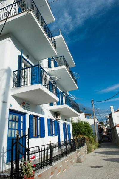 Syraina Apartments สเกียธอสทาวน์ ภายนอก รูปภาพ